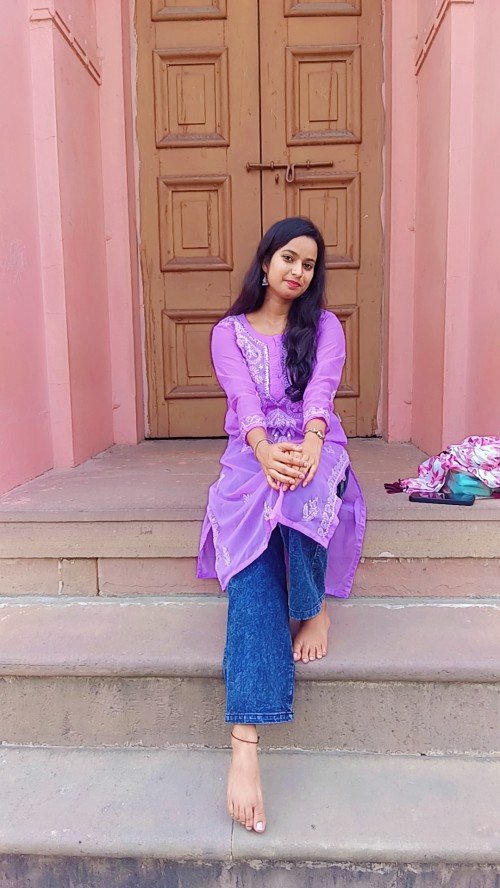 Jaya Kumari Maths,Social Science,Hindi home tutor in Varanasi.